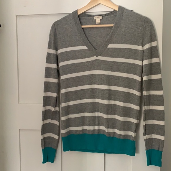 J Crew V-neck Sweater - Picture 1 of 6